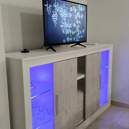 Policarpo-Centro Apartment ตอร์เรเวียคา ภายนอก รูปภาพ